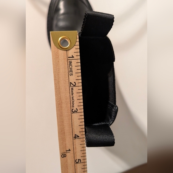 Tory Burch Lug Sole Chelsea Black Leather Boots Sz 6 - Picture 13 of 13